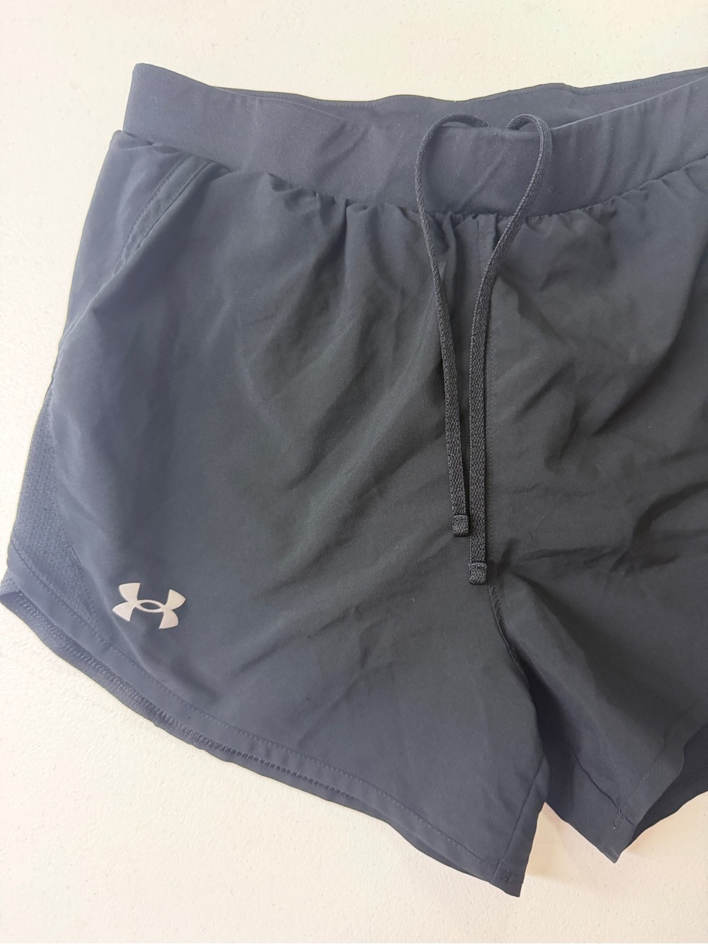 Under Armour HeatGear Black Loose Fit Running Shorts Women’s Small Drawstring